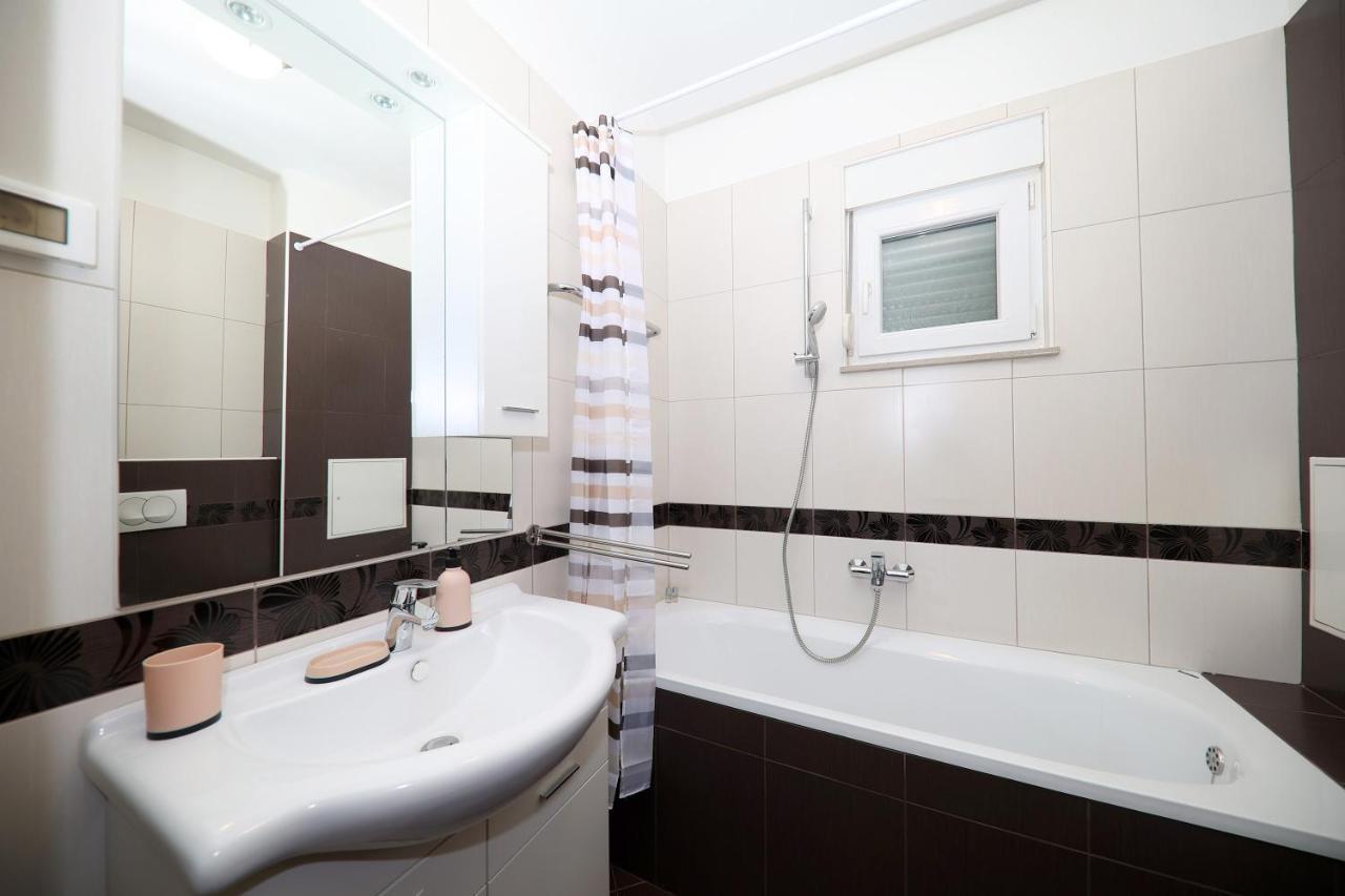 Anchor Apartment Zadar Exterior photo